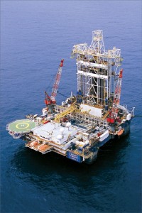 Transocean’s semisubmersible Sedco Energy is working for Chevron offshore Nigeria under a contract that will expire December 2010, at a dayrate of $483,000.