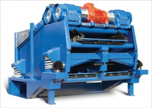 The Multi-Sizer, a triple-deck shale shaker, can handle much higher flow volumes in a smaller area and can capture more solids and handle more mud in a smaller footprint. A video demonstrating this shale shaker is available below.