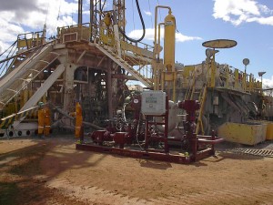 Petrobras’ first field trial with MPD used a small onshore rig with a kelly rather than a top drive. By the second field trial, the company had switched the rig out for one with a top drive.