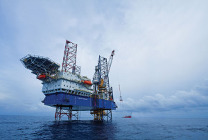The Emerald Driller, one of four premium jackup rigs owned by Vantage Drilling, is operating in Thailand. The rig features expanded tank capacity and a cantilever reach of 75 ft and can operate in up to 350 ft of water.