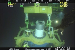  During the exercise, the MWCC capping stack was lowered approximately 6,900 ft below the water’s surface, where it landed and latched onto the simulated wellhead. Pressure testing confirmed the capping stack’s ability to control a well.