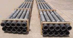 Alcoa Aluminum Drill Pipe is 40% lighter than steel pipe due to its design and aluminum construction.