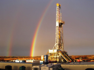 Latshaw’s Rig 8, a National 1320-UE rig, is operating in the Permian for Tall City Exploration. The 2,000-hp SCR rig also features a walking system. 