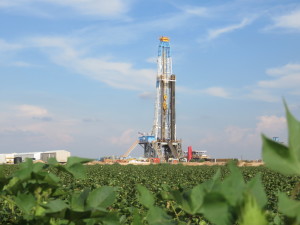 Latshaw Rig 8 drills in West Texas in September 2015. The 2,000-hp SCR rig is working for Element Petroleum in Howard County. Despite the industry perception that AC rigs are generally better performers than SCR rigs, Latshaw Drilling has found that there is still a place for SCR rigs. Latshaw Drilling has been able to put seven SCR rigs back to work since May 2015. 