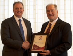 Dr Jerome Schubert (right), faculty adviser for the Texas A&M chapter of IADC, said student chapters can foster collaboration between the university’s faculty and the industry to solve industry challenges. Andy Hendricks, 2017 IADC Chairman (left), said the Texas A&M Chapter of IADC will serve as a model for developing future student chapters.