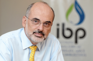 IBP Secretary-General Milton Costa Filho expressed confidence that improvements will be coming soon to Brazil’s environmental licensing process. Technical engagements with IBAMA are helping the agency to understand how the E&P industry works and what its technical issues are, he said. “We are also bringing experience from other countries. Having benchmarks is very important,” he said. 