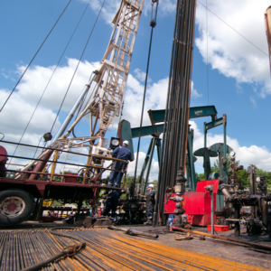  A workover rig conducts recompletion operations at IGas’ Welton conventional site, in England’s East Midlands region, which is made up of six fields
