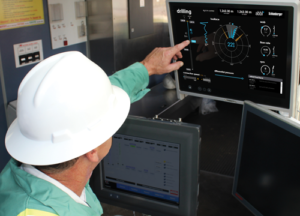 Schlumberger’s abbl drilling operations advisor service leverages real-time downhole and surface data to recommend steering instructions to guide the bit along the well plan. It also provides objective slide feedback, such as direction, length, toolface control, motor output and rotary tendencies, while steering operations are executed. Photo Courtesy of Schlumberger. 